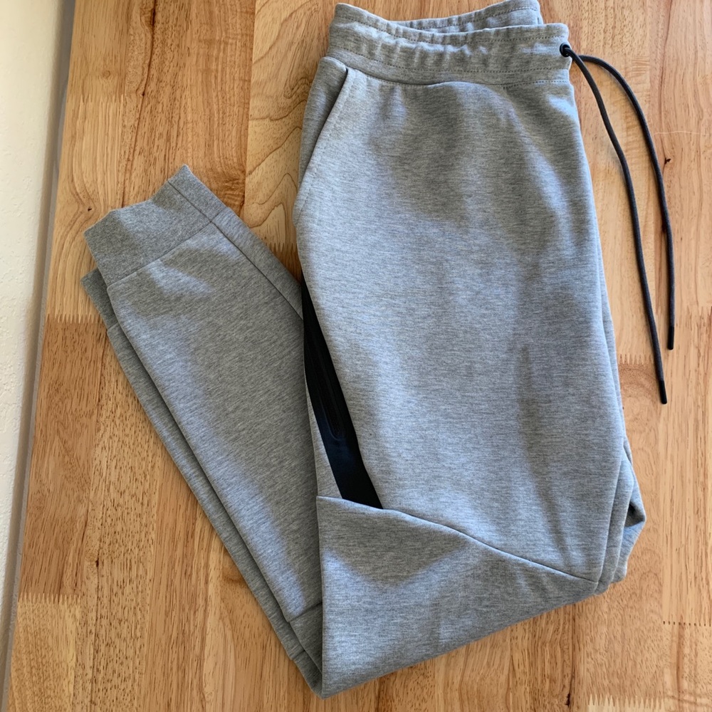 Nike Tech Fleece Pants NWOT